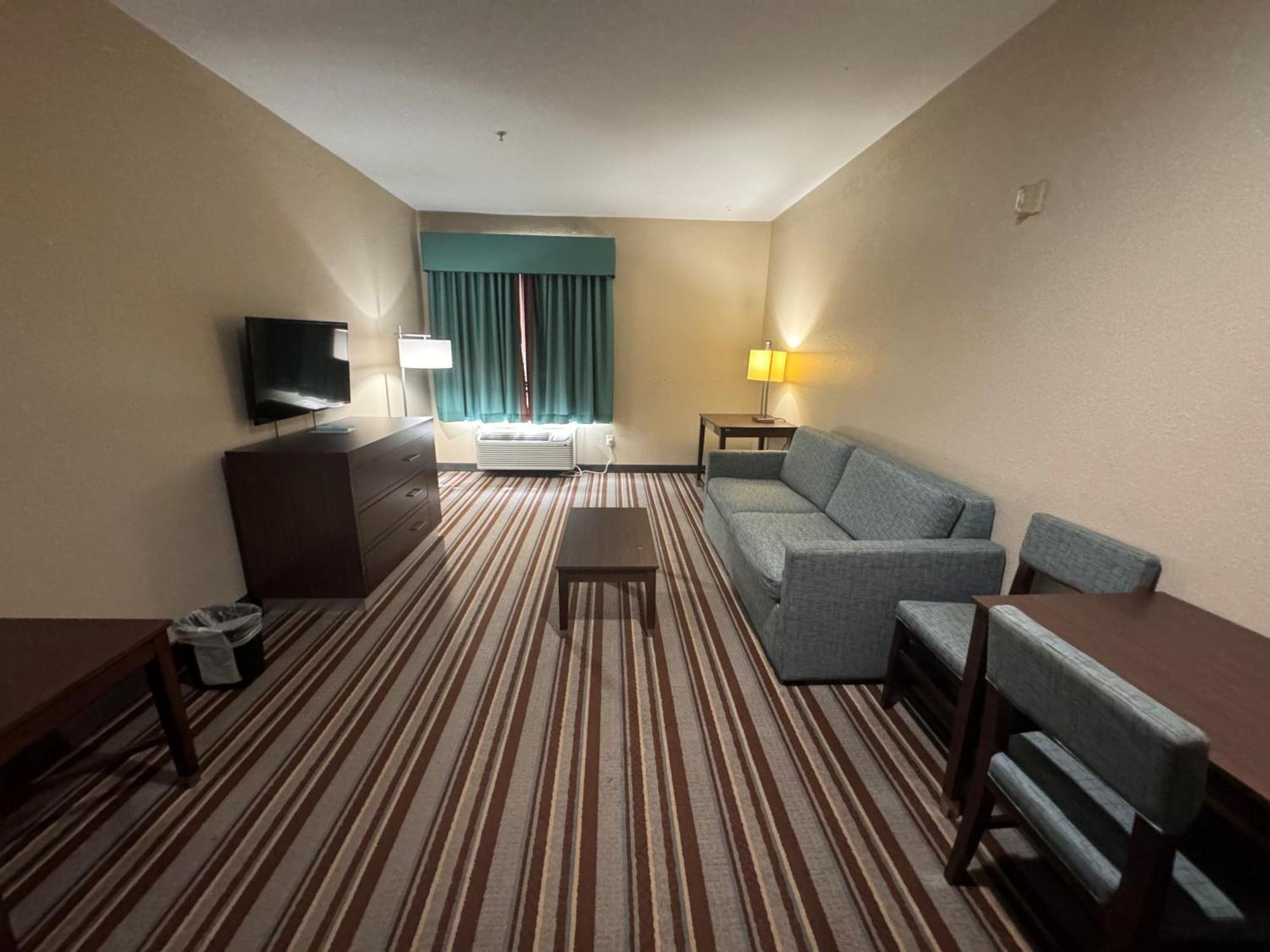 Super 8 By Wyndham Port Arthur/Nederland Area Exterior photo