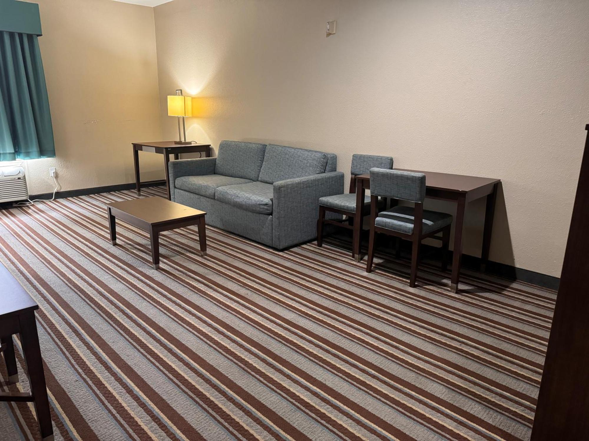 Super 8 By Wyndham Port Arthur/Nederland Area Exterior photo